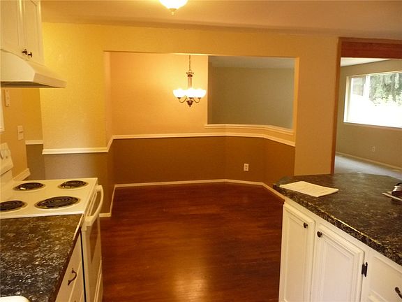 5th image of 21402 122nd Street Ct E