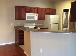 502 Chandler St APT 101, Howell, MI