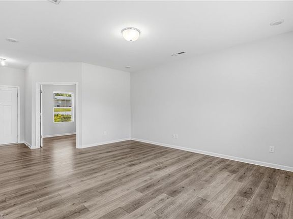 5th image of 4623 Shattalon Dr