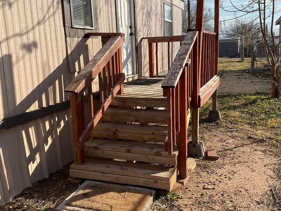 2nd image of 507 E Dunnam St