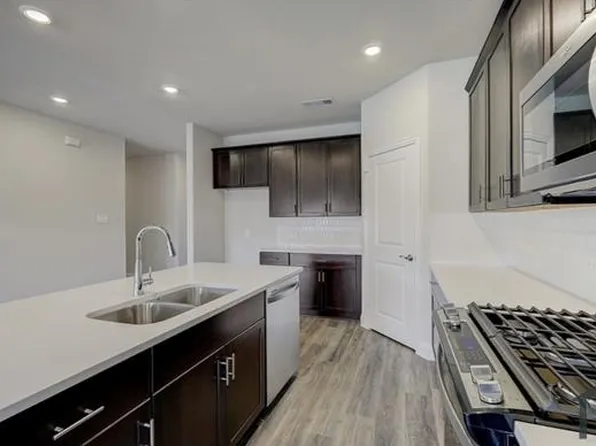 410 Stagg St, McKinney, TX 75069