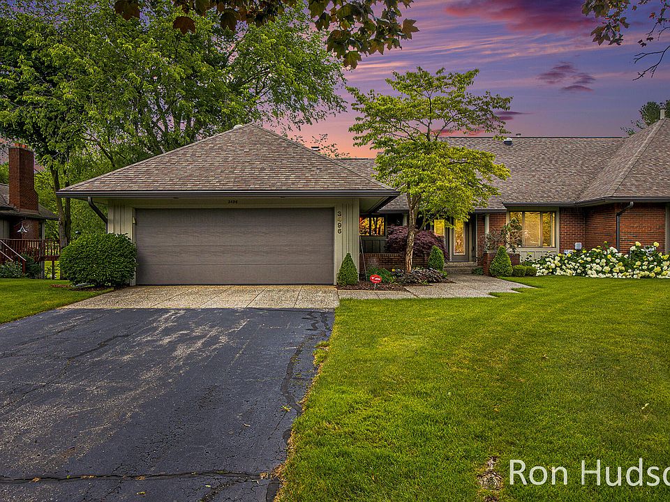 1st image of 3496 Charlevoix Dr SE