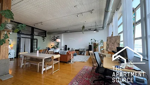 2412 W North Ave #4R Photo 1