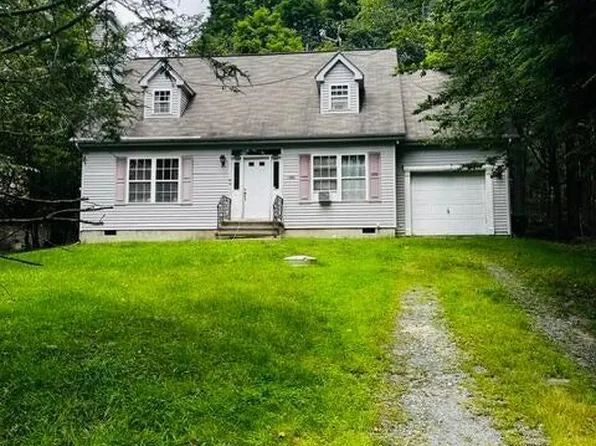 2444 Winding Way, Tobyhanna, PA 18466
