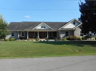 414 Vick St, Clay, KY 42404
