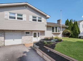 150 Tyburn Rd, Fallsington, PA 19054