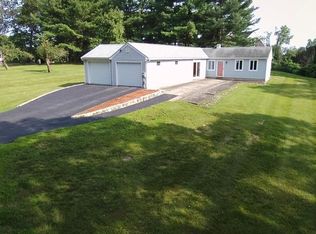 1 Parmenter Rd, Southborough, MA 01772