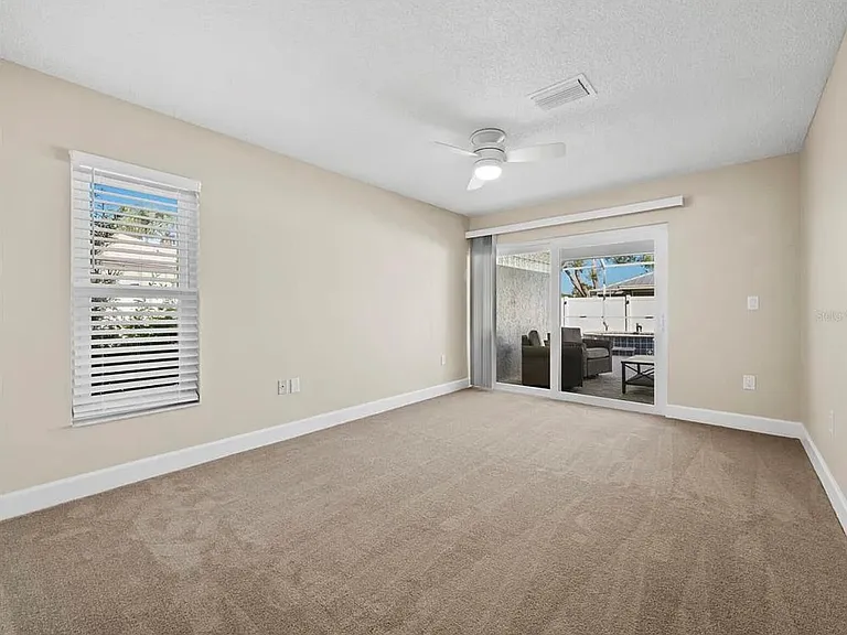 1856 Woodhaven Cir — Photo 14