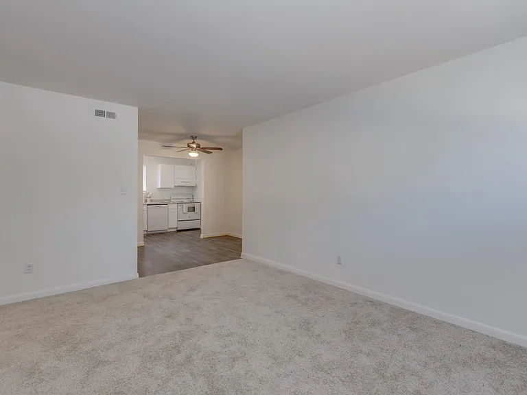 3047 Kings Row Ct #3047 — Photo 4