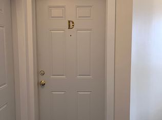 9 Spring St APT B, Cary, IL 60013