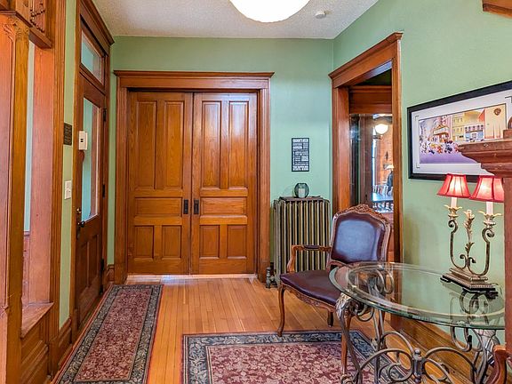 5th image of 310 N Washington Ave