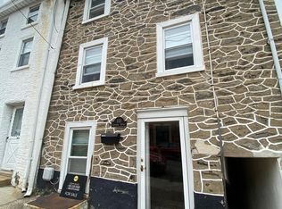 133 Levering St, Philadelphia, PA 19127