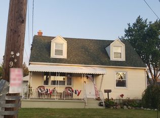 42 Hedley St, Buffalo, NY 14206