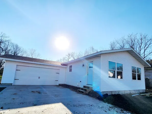 217 N Jackson St, Osceola, IA 50213