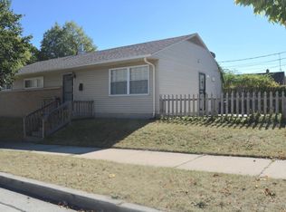 7407 W Melvina St, Milwaukee, WI 53216