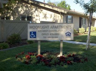 425 W Chestnut St, Dixon, CA 95620
