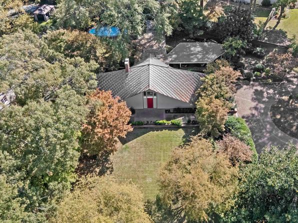 150 Waring Rd, Memphis, TN 38117