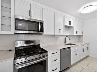 27 Mechanic St #3, Bayonne, NJ 07002