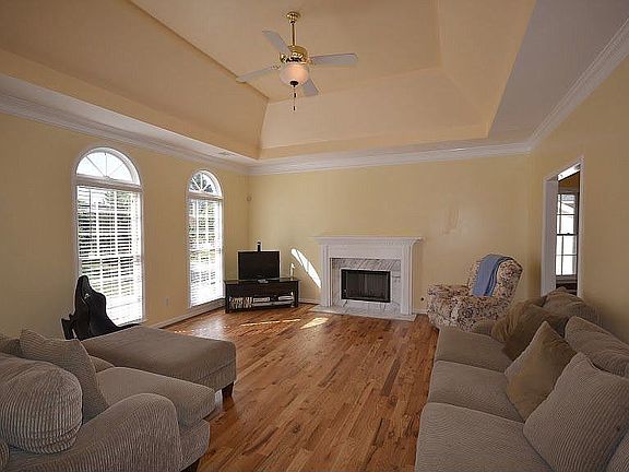 5th image of 1215 Grace Hadaway Ln