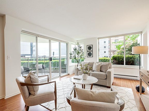 5th image of 2243 Bellevue Ave #1