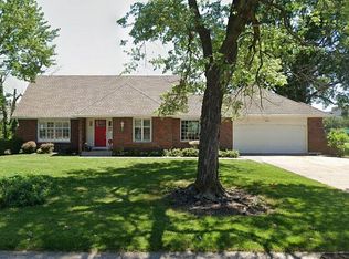 9605 W 106th St, Overland Park, KS 66212