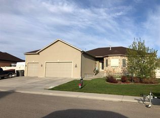 936 Willamette Dr, Rock Springs, WY 82901
