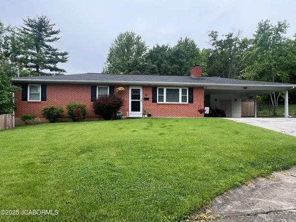 8 Hawthorn St, Fulton, MO 65251