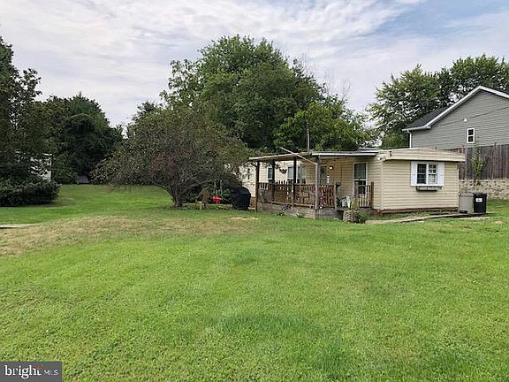 4th image of 338 Yoakum Ave