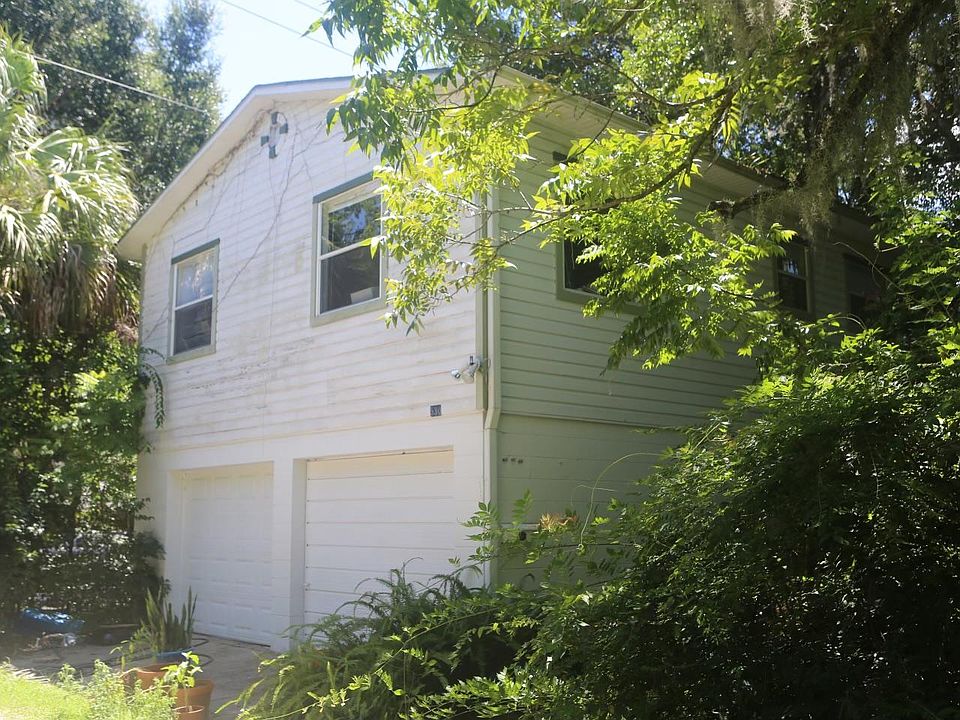 1st image of 530 NE 2nd St