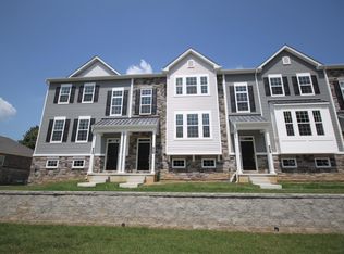 23 Church St, Chalfont, PA 18914