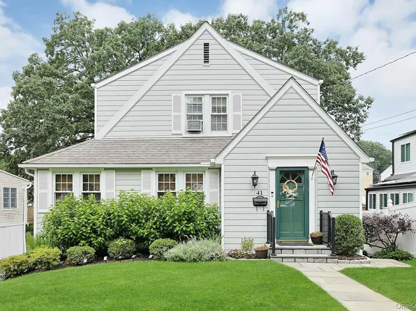 41 Cowdrey Street, Yonkers, NY 10701