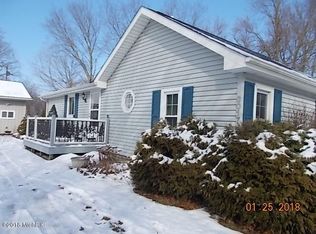 3017 Walton Rd, Buchanan, MI 49107