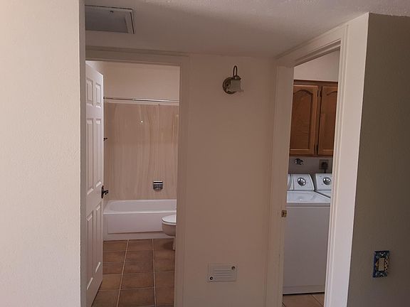 4th image of 780 W Calle Del Ensalmo