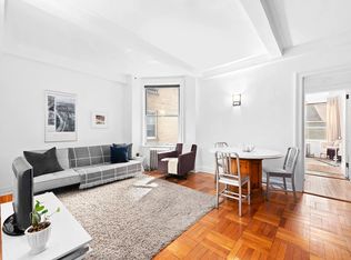345 W 55th St APT 3D, New York, NY