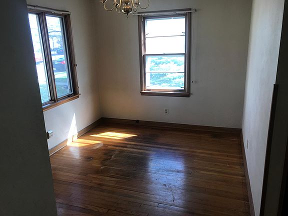 4th image of 816 Washington Ave