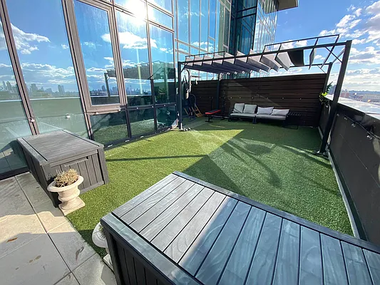 Rented by The KCI Group | media 50