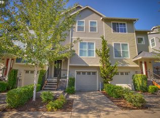 2113 NE Redelfs Way, Hillsboro, OR 97006