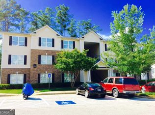 5302 Fairington Ridge Cir, Lithonia, GA 30038