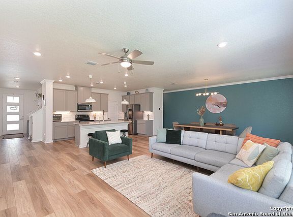 5th image of 8274 ASSUMPTION DR