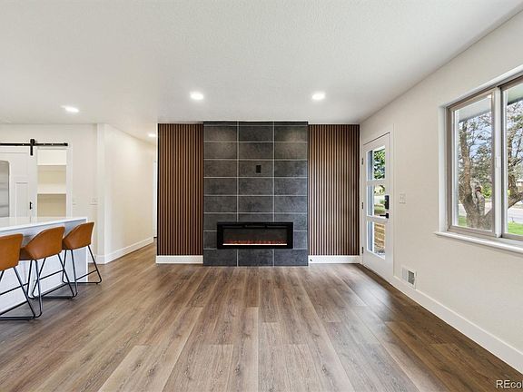 2nd image of 2840 Cottonwood Drive