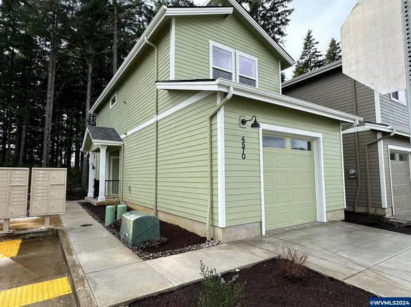 4570 SE Fleming St, Newport, OR 97366