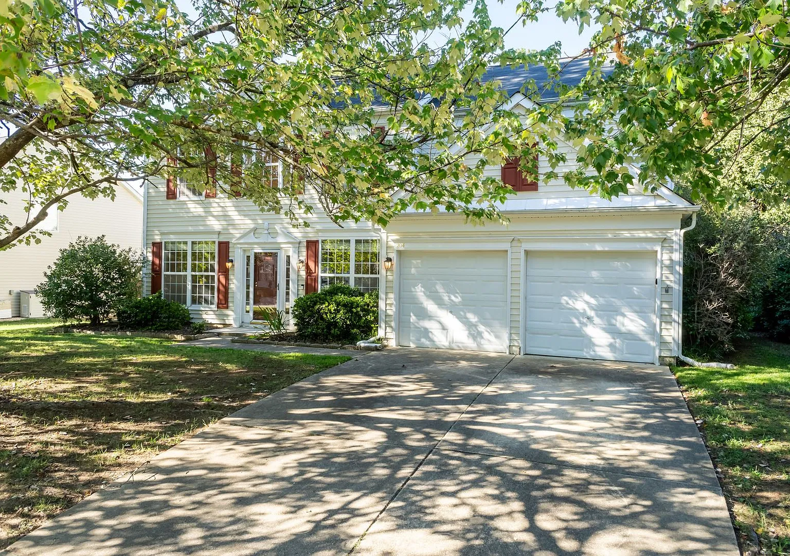 Spacious Four Bedroom Home in Cary! — Photo 1