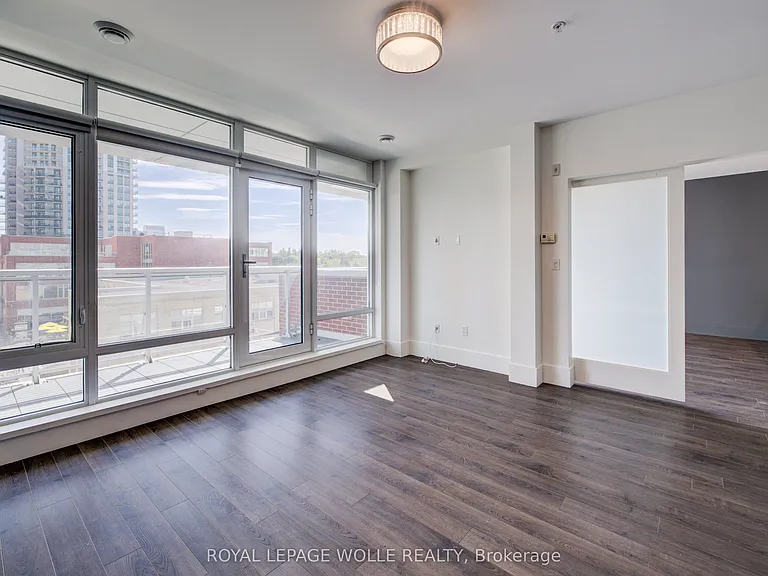 188 King St S #413 — Photo 29