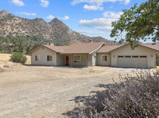 42157 Black Oak Dr, Three Rivers, CA 93271