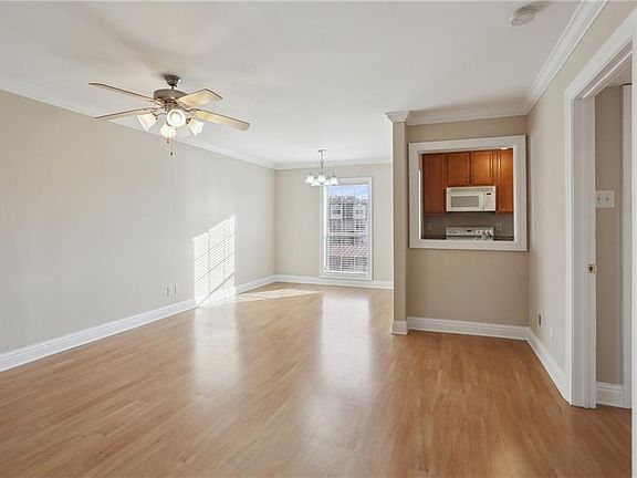 3rd image of 2601 Metairie Lawn Dr #214