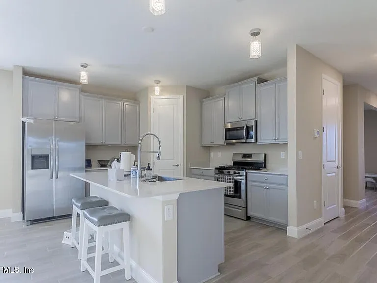 134 Sadler Ct — Photo 9