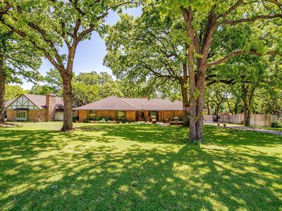 332 Driftwood Ct, Azle, TX, 76020