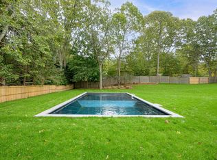 22 Fern Rd, Southampton, NY 11968