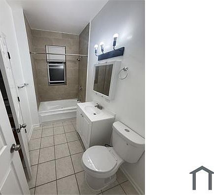 2nd image of 5154 S Indiana Ave #3