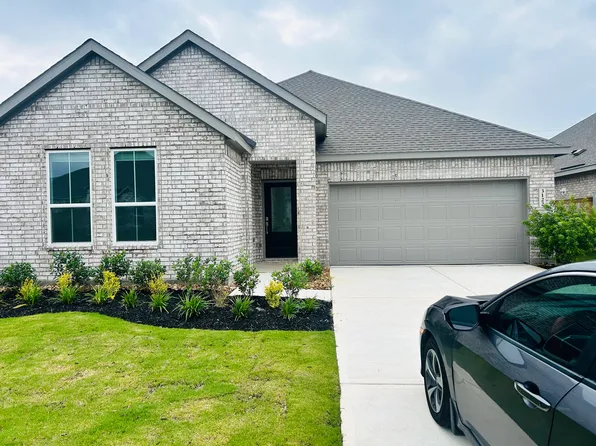 3122 Emerald Hills Dr, Angleton, TX 77515